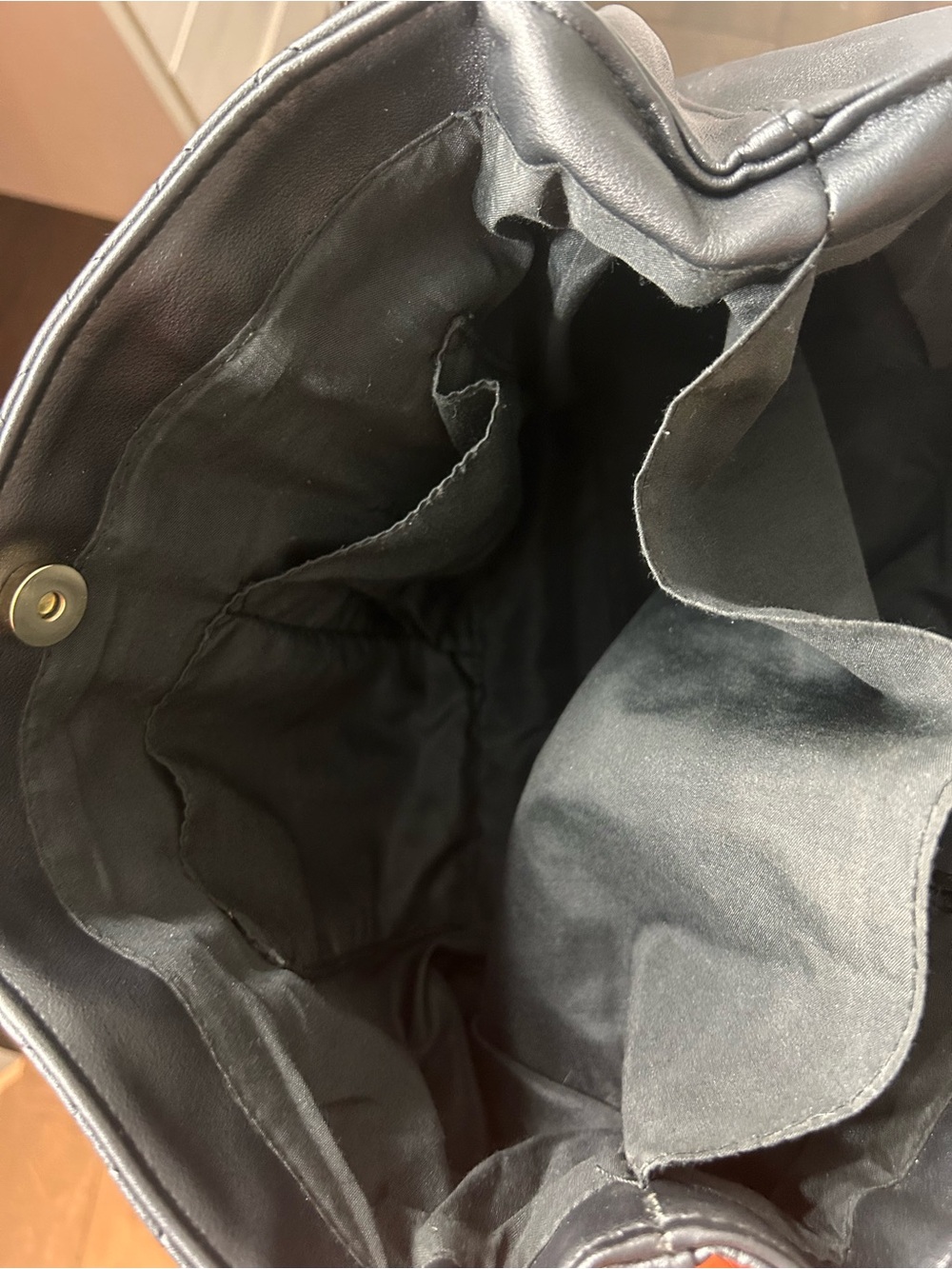 Quilted Black Gold Chain-Handle Tote Bag - Picture 9 of 11